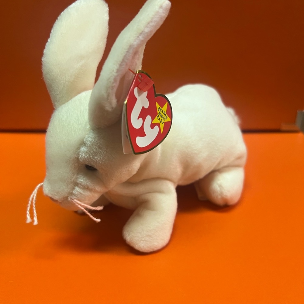 Nibbler TY BEANIE BABY BABIES 1998 white bunny rabbit. Good as new